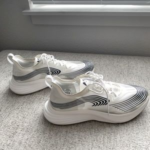 APL Men’s Streamline Running Shoes